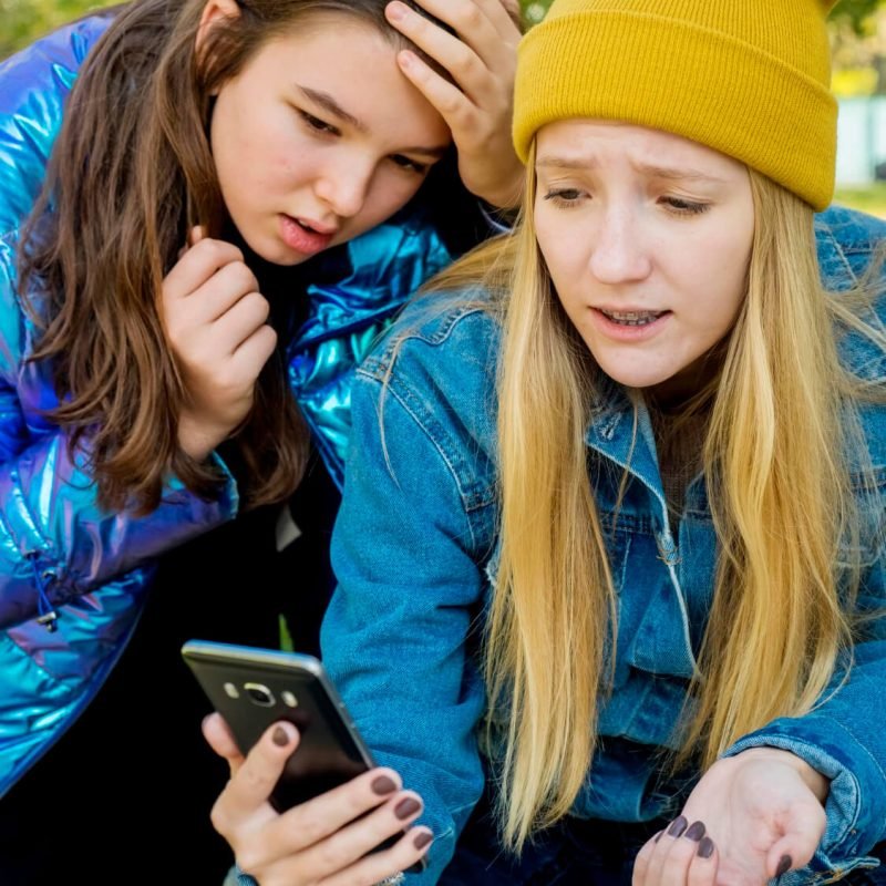 9932557 (1) 9932557 (1)